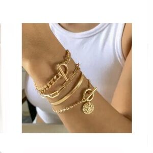 4-Piece Chain Link Bracelets with Hammered Round Disc Charms Colour Gold